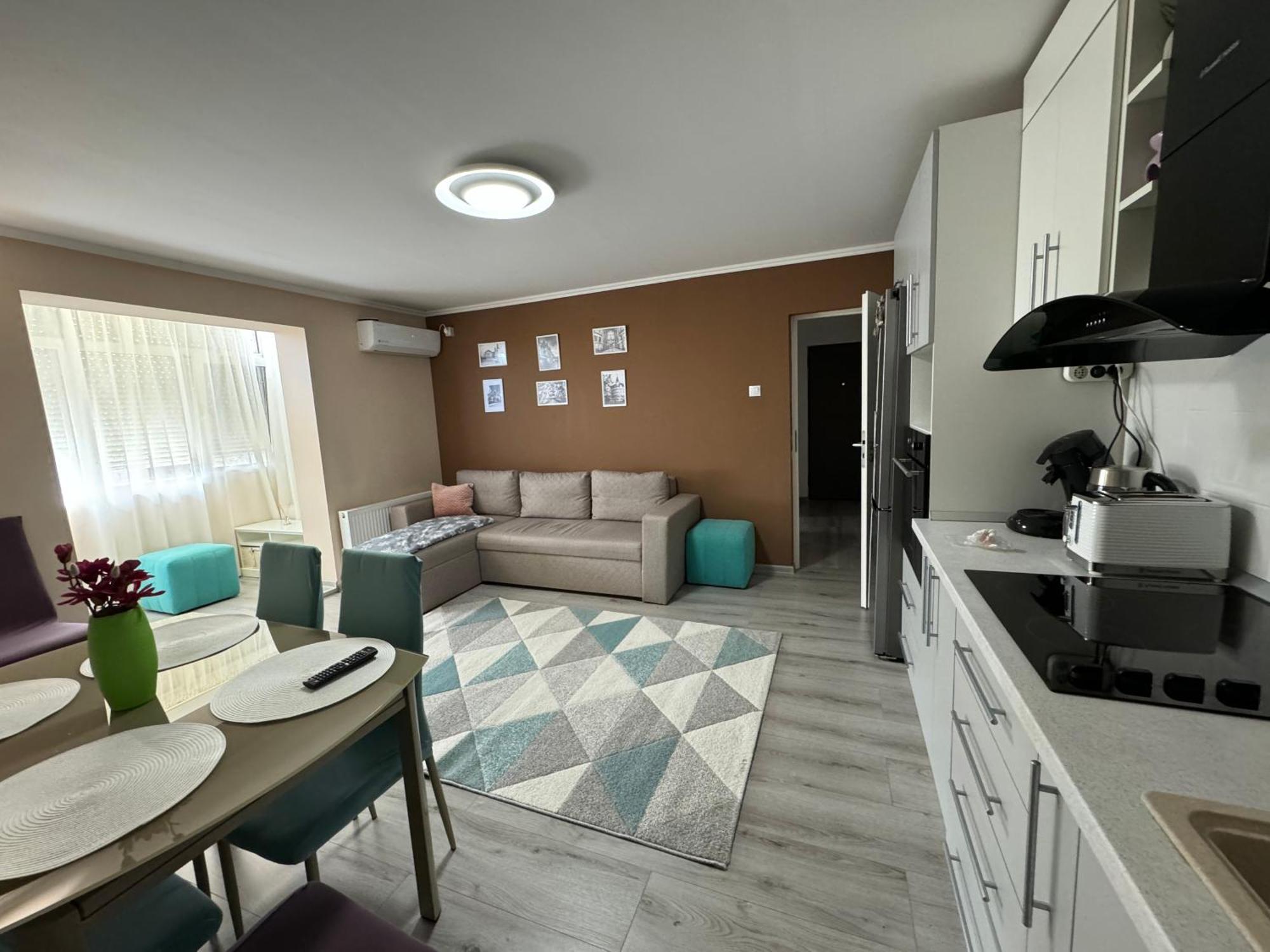 Maya Home Oradea Exterior photo
